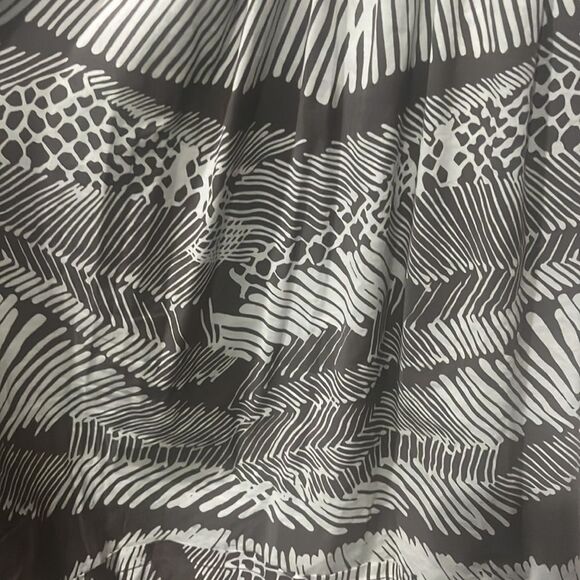 BCBGMaxAzaria Brown and White Safari Printed Dress, Size 2 - Picture 3 of 4